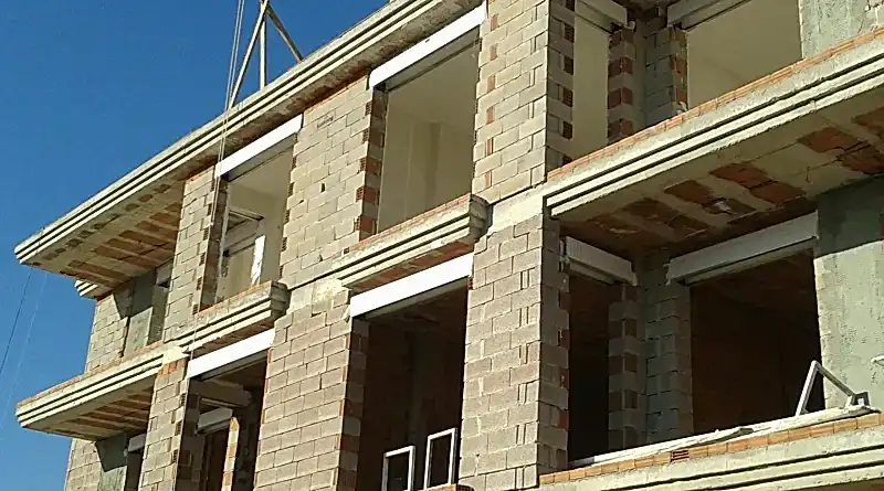 Detay lento köpük kutu